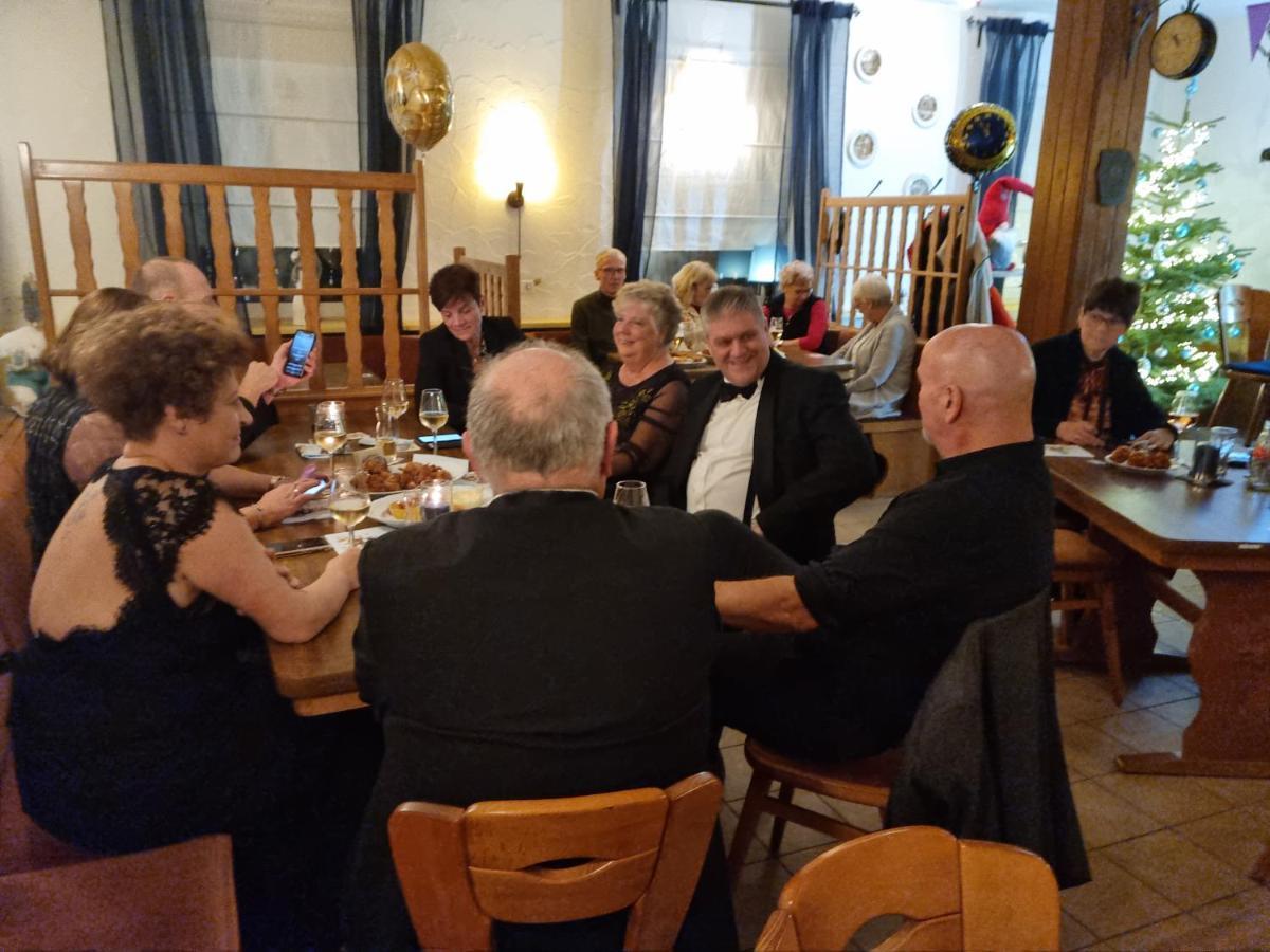 Zur Fredeburg Hotel Schmallenberg Bagian luar foto