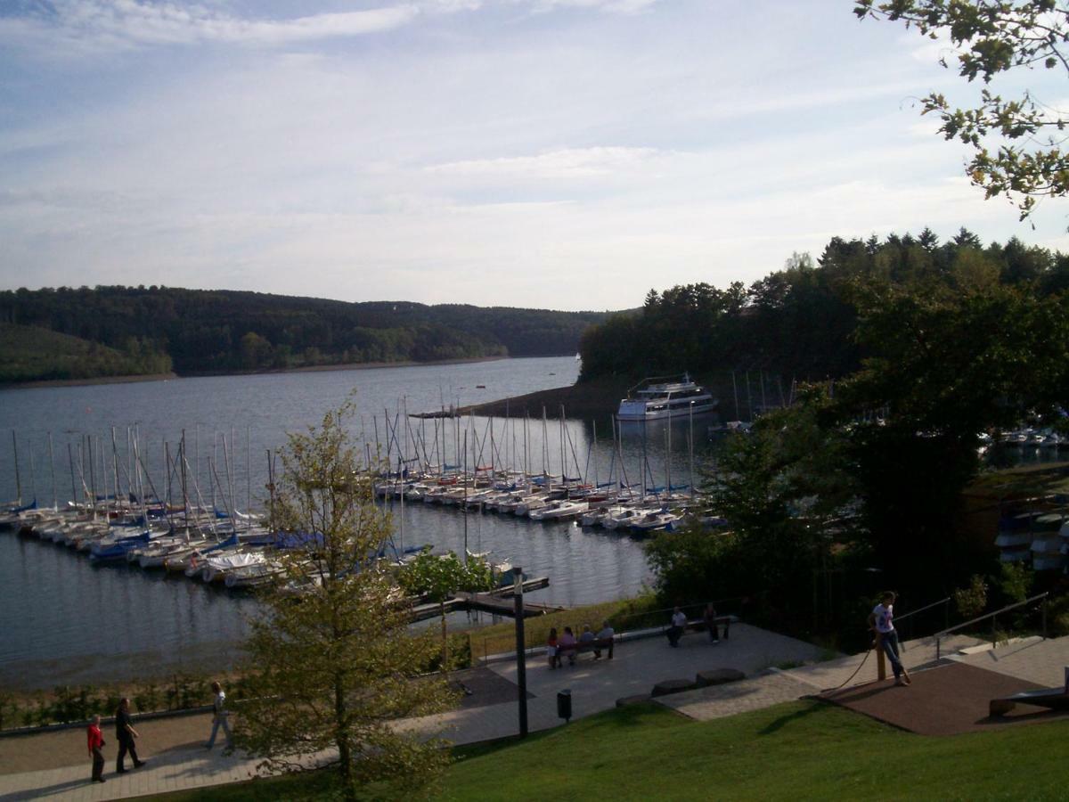 Zur Fredeburg Hotel Schmallenberg Bagian luar foto