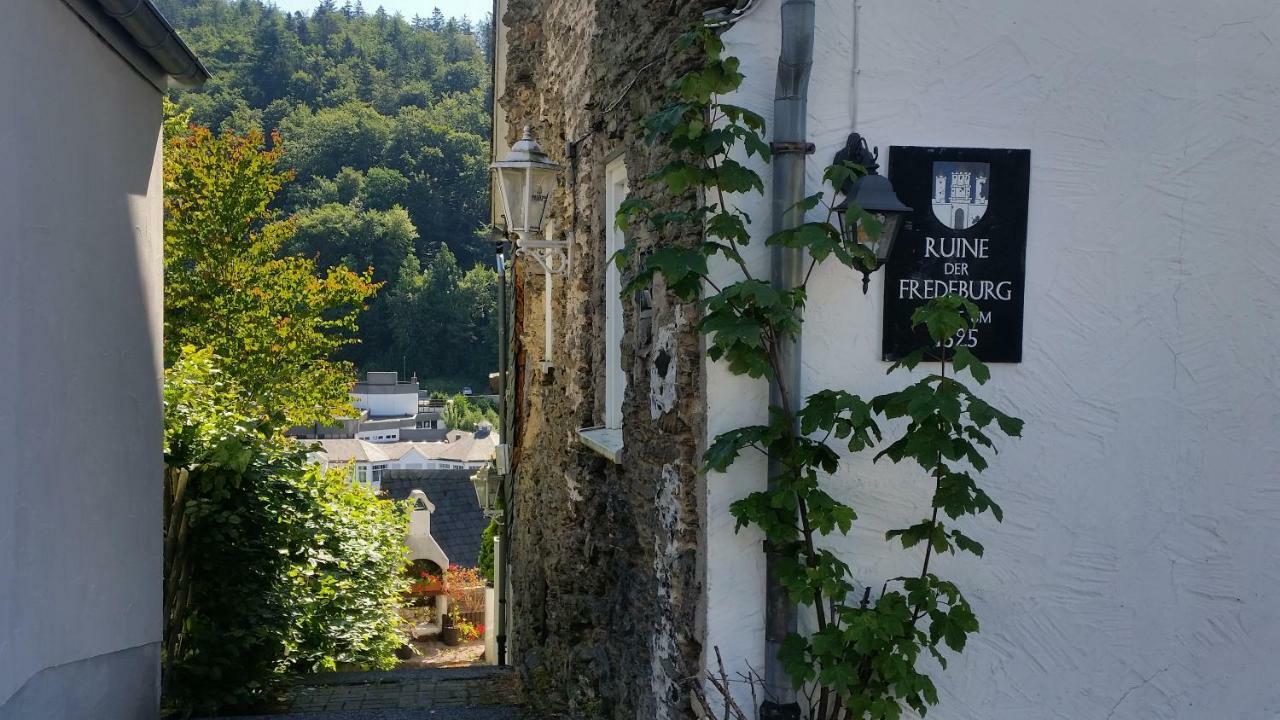 Zur Fredeburg Hotel Schmallenberg Bagian luar foto